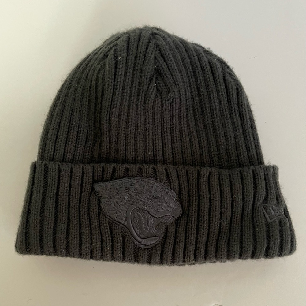 Youth Gray Jacksonville Jaguars Beanie.